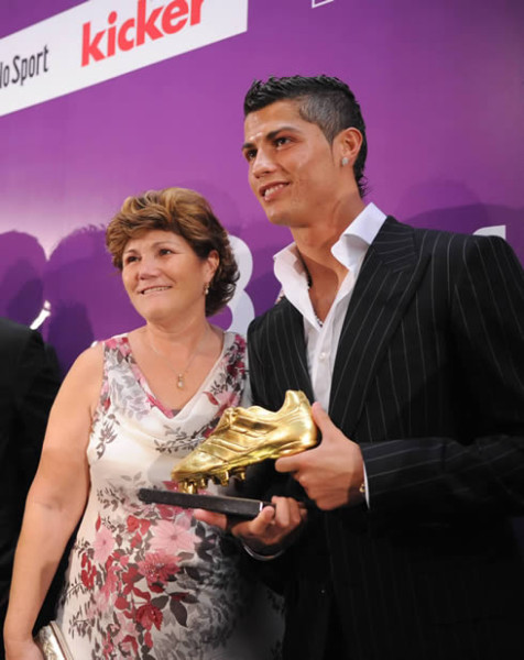 CR7 and mom