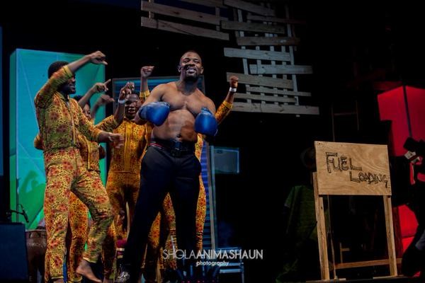 Yaw and Okey Bakassi do a Pacquiao-Mayweather parody at Yaw Live On Stage