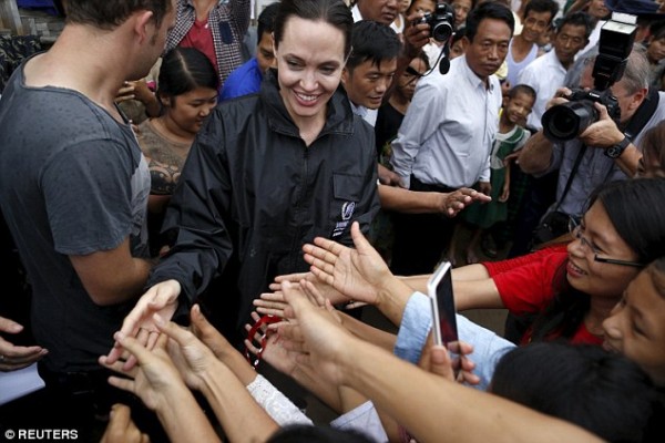 PHOTOS from Angelina Jolie’s first visit to refugees in Myanmar