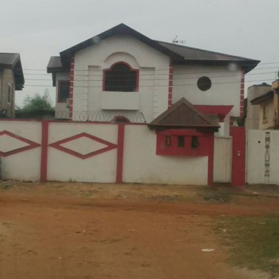 Five Star music mansion appeared calm and sane a few minutes ago