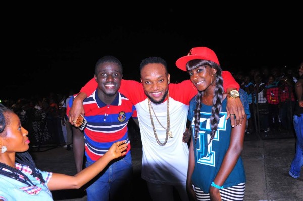 KCEE poses with the winners of his 70k giveaway. Photo: BHM