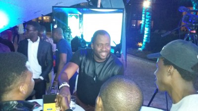 Desmond Elliot catching up with Journalists from kenya