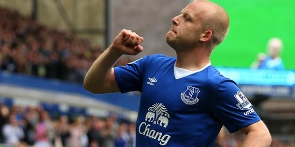 Steven Naismith's 3 goals for Everton brought down Chelsea at the Goodison Park. Photo: Getty Images