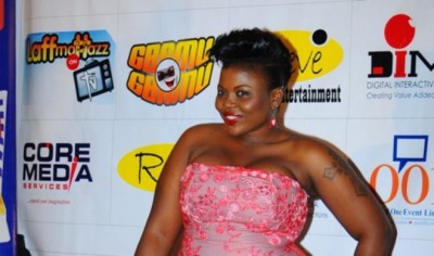 Bimbo Thomas braless