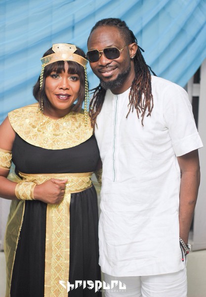 KSB and OJB on set of 'Ire'.