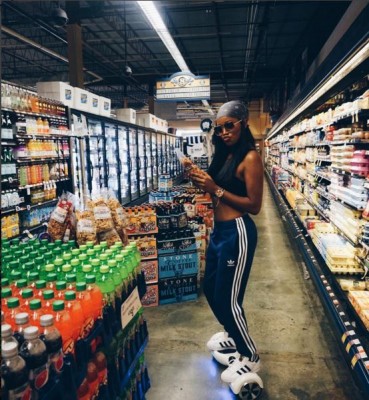 Keke Palmer hoverboar2