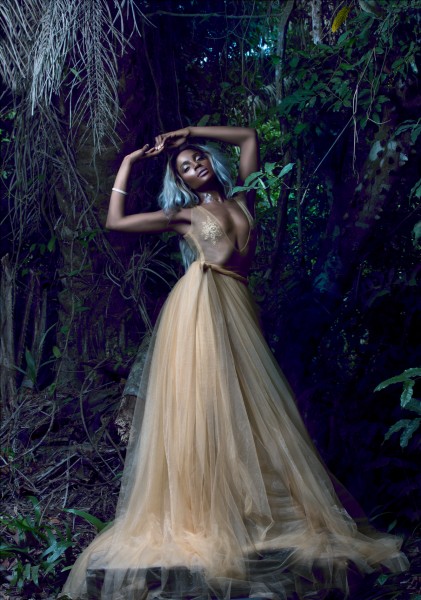 (Seyi Shay's new shoot themed 'Corruption of Eve'. Photo: Remi Adetiba)
