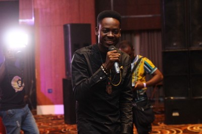 53-Kunle Gold