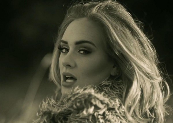 Adele's long hair in Hello video