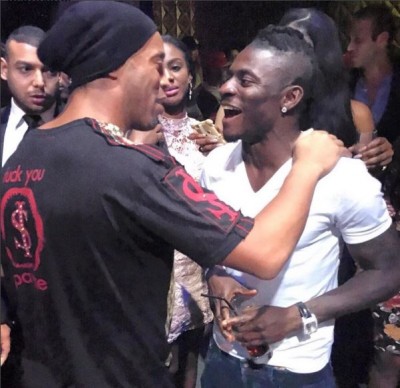 Obafemi Martins and Ronaldinho partying in a Dubai night club. Photo: Obafemi/Instagram