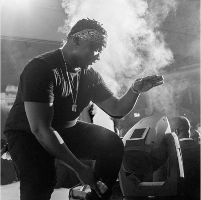 Wande Coal has joined the list of music acts with dreads. Photo: Wande Coal/Instagram