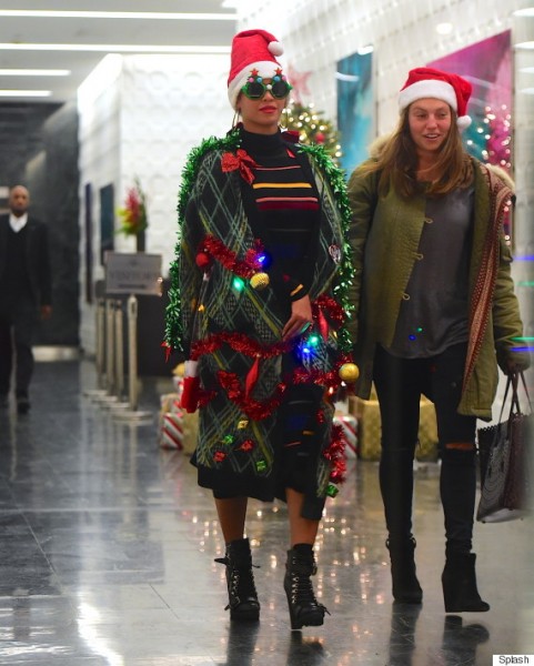 Beyoncé show off Christmas spirit at office party
