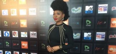 Yemi Alade in a gorgeous hair-do