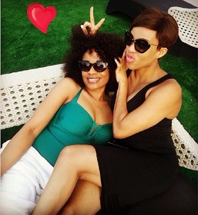 It is a pardonable offence to take this duo for friends or sisters!