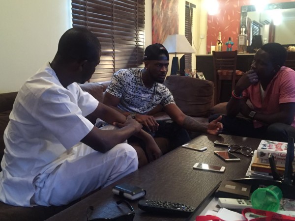 THENETNG publisher, Ayeni Adekunle and Chief correspondent Dayo Showemimo at Psquare’s Peter Okoye Lekki-home (5)
