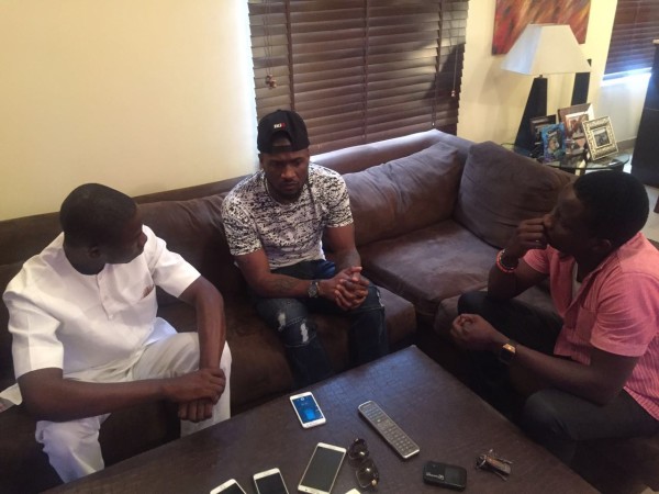 THENETNG publisher, Ayeni Adekunle and Chief correspondent Dayo Showemimo at Psquare’s Peter Okoye Lekki-home (6)