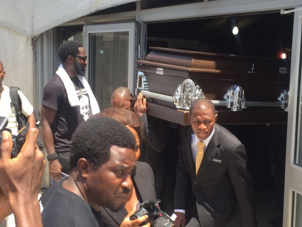 Nomoreloss' Body departs church for internment at Ikoyi cemetery (1)
