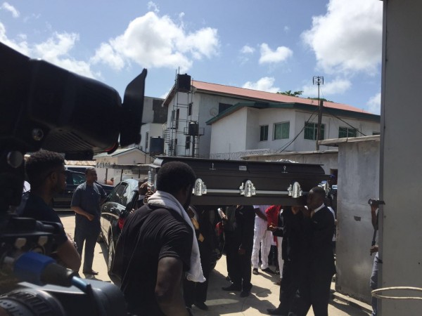Nomoreloss funeral begins (1)