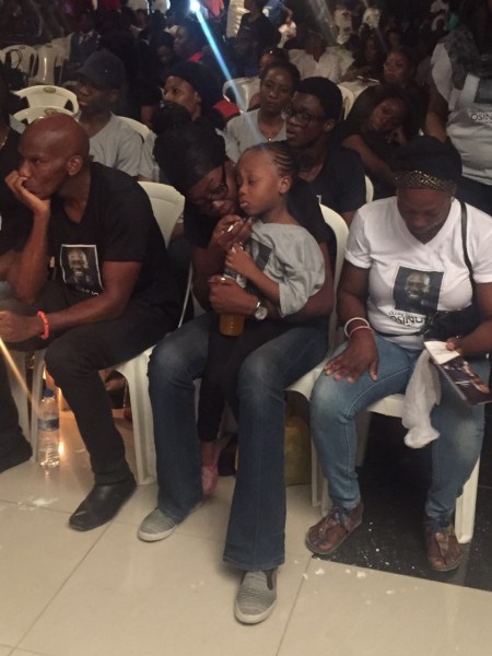 Nomoreloss' wife Phoenix and daughter at the event.