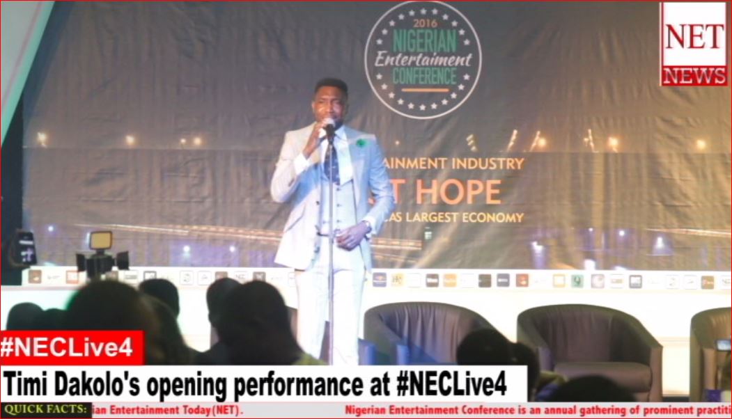 I promise to be true. Photo: FIled