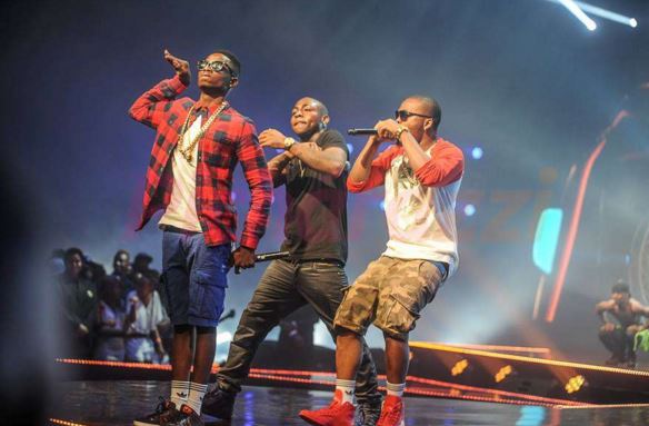 Lil Kesh, Davido and Olamide performing at Channel O Awards.