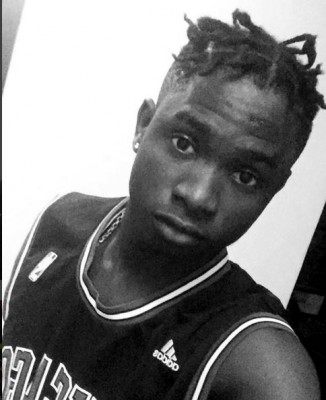 Lil Kesh spots new look.