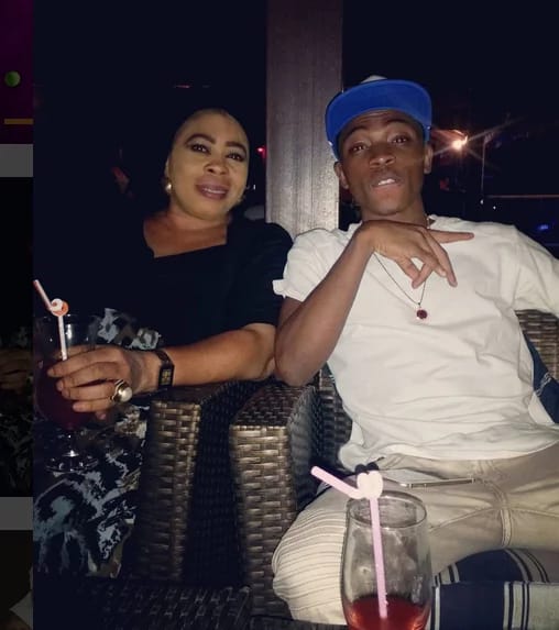 Mayorkun and mum