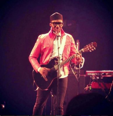 Bez during his performance as one of the opening acts.