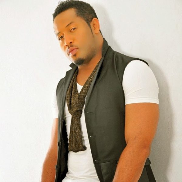 Mike Ezuruonye is Brother Jekwu, a village champion with "earthquake English"