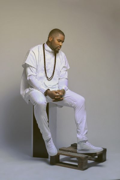 Rising pop star, Shakar EL.