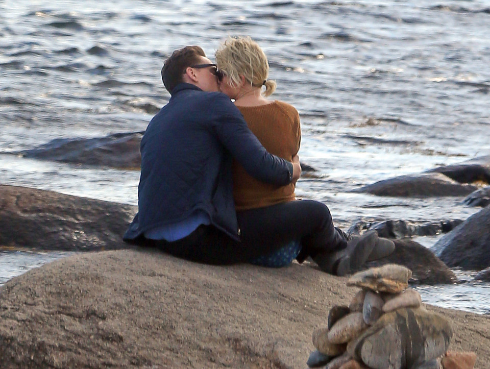 Taylor Swift and Tom Hiddleston spotted kissing. Photo: TheImageDirect.com