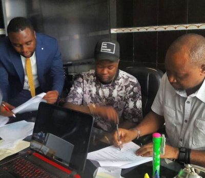 Skales signs new management deal with Upfront Bookings