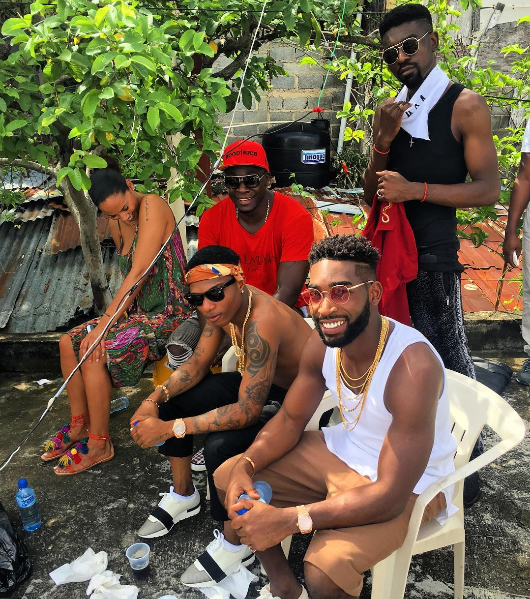 Wizkid and Tinie Tempah on set in the Dominican Republic