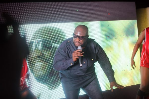 Seyi Sodimu performing.
