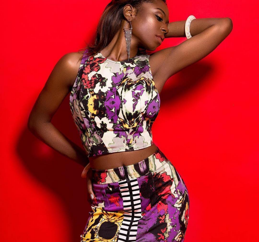 Niyola