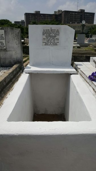 OJB's mother's tomb. He is set to be buried on same spot.