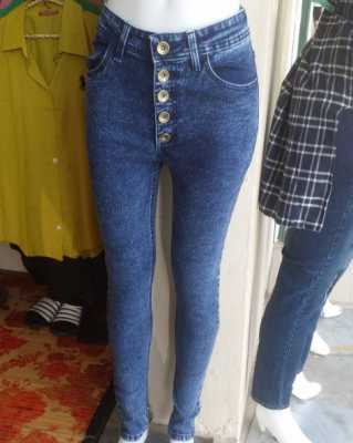 trousers with buttons