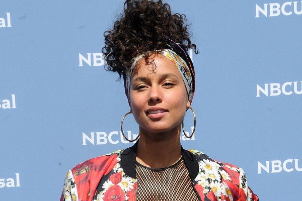 Alicia-Keys-no-makeup-movement