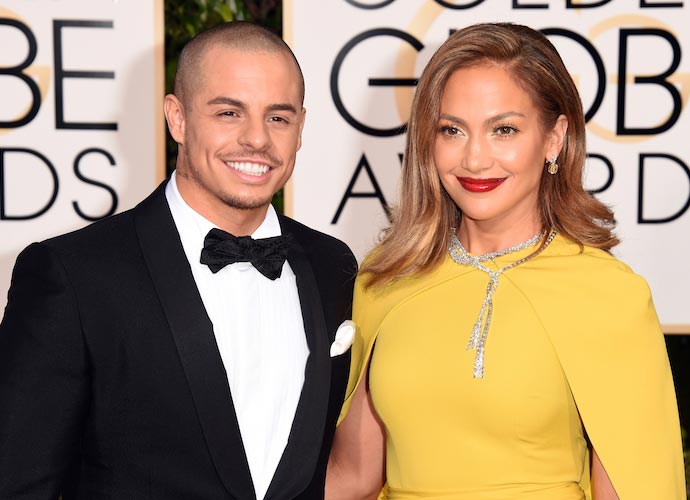 Jennifer Lopez and Casper Smart at the 2016 Golden Globes