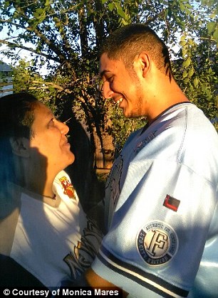 Mares and Peterson madly in love Photo credit: Daily Mail