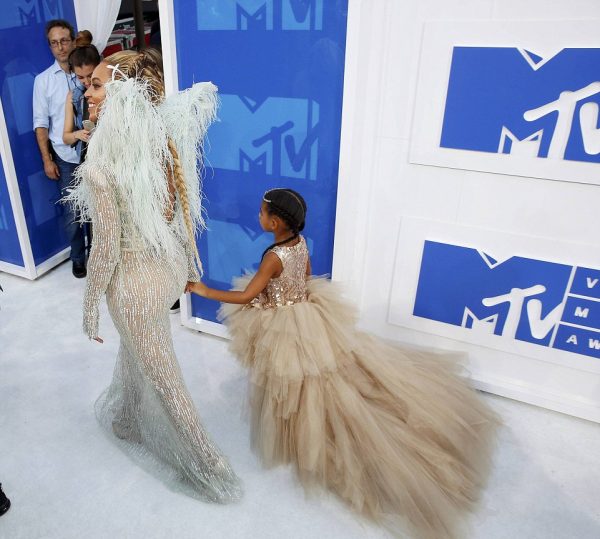 The Queen and her little Princess