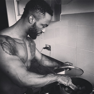 iyanya cooking