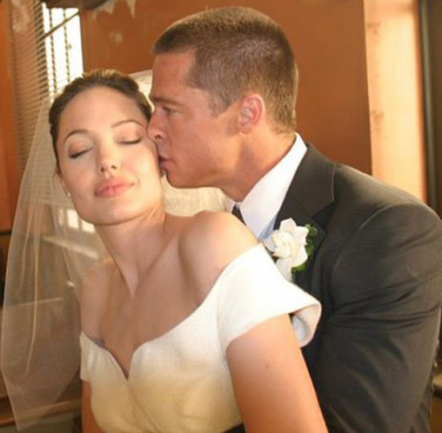 Brad Pitt and Angelina Jolie get married in