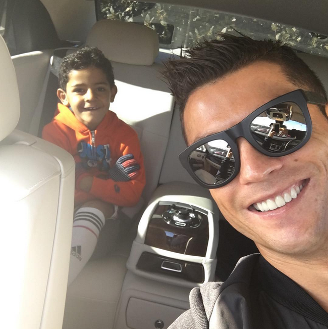 Then another car selfie! Daddy is the driver here...