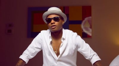 Wizzy is missing from Drake's 'One Dance' video