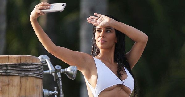 kim-selfie