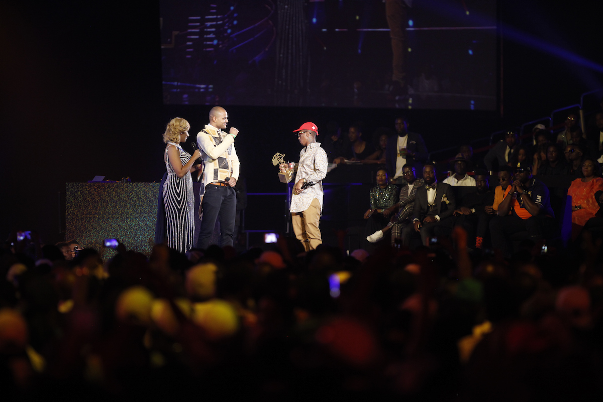 Emtee receives best Hip Hop act award