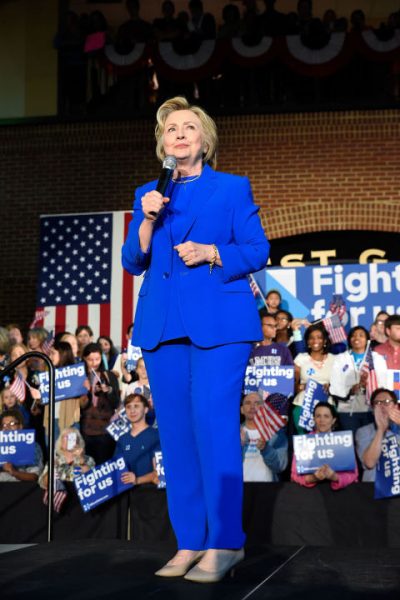 Blue pantsuits for the win