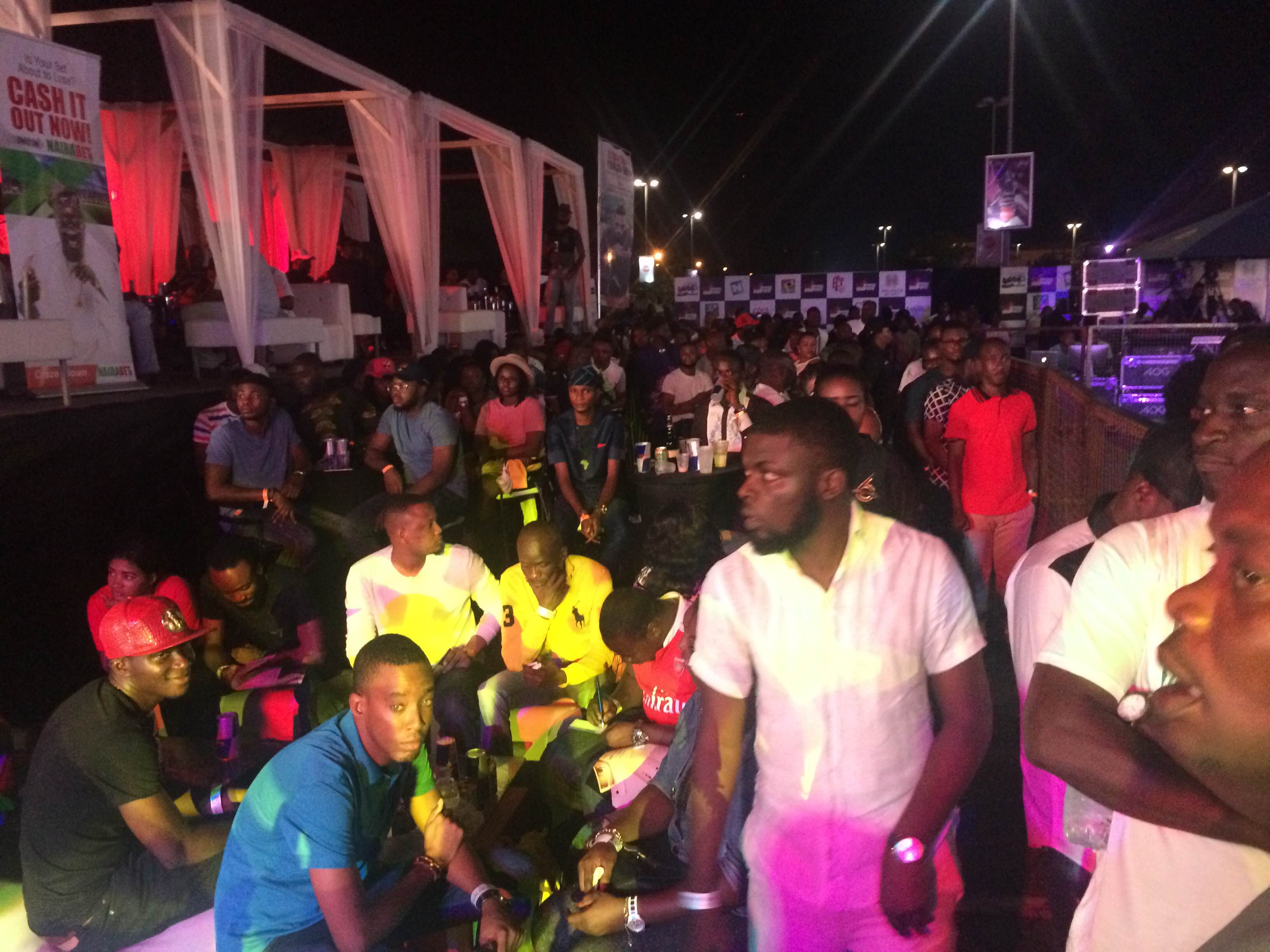 There are about 300 spectators in the arena. The VIP session is not occupied either. Credit: Kenneth Atisele/Thenetng