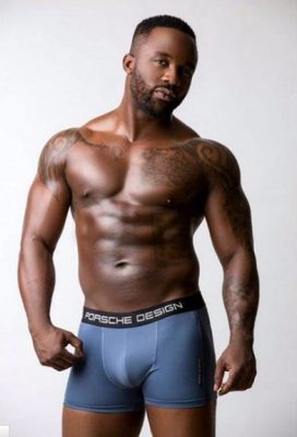Iyanya the body!